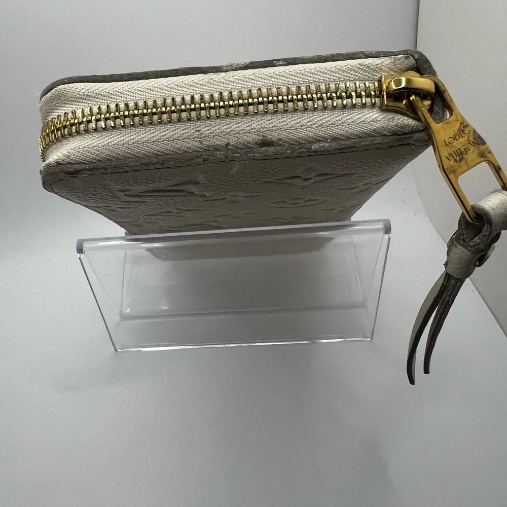 GUC Louis Vuitton Monogram Cream Empreinte Zippy Wallet - Picture 4 of 11
